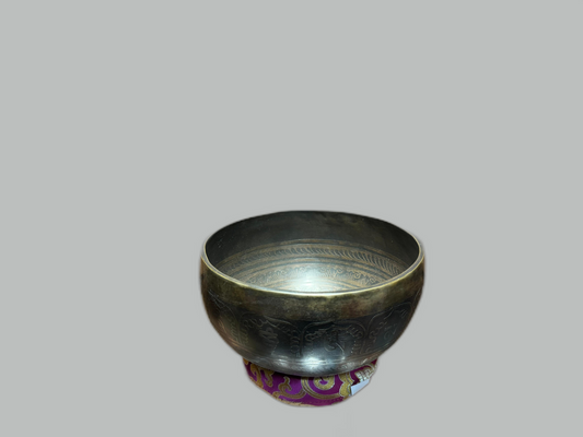 Tibetan Singing Bowl | 18cm | G Frequency